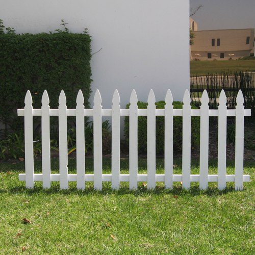 Picket Fence (3'x8')